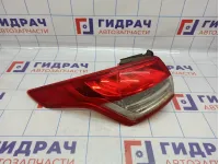 Фонарь задний наружный левый Ford Kuga (CBS) 2039549. Дефект.