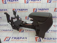 Консоль центральная Ford Kuga (CBS) 1838675. С розеткой.2042573 .