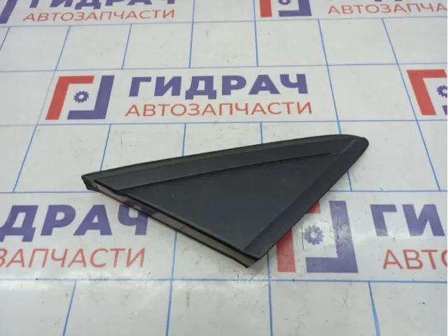 Накладка крыла переднего правого Ford Kuga (CBS) 5177779.
