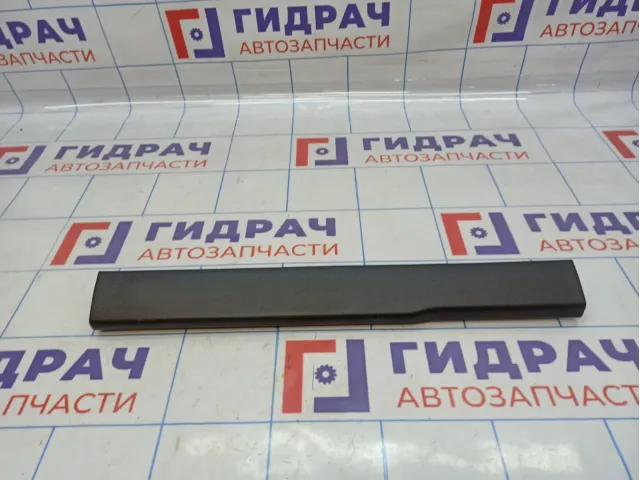 Накладка порога переднего правого внутренняя Ford Kuga (CBS) 5227908.