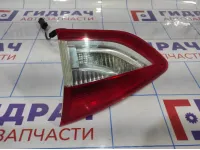Фонарь задний внутренний правый Ford Kuga (CBS) CV4413A602BF.