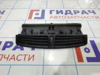 Дефлектор воздушный центральный Ford Kuga (CBS) 1714800.