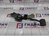 Педаль тормоза Ford Kuga (CBS) AV612467GA.