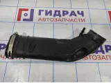 Патрубок воздушного фильтра Ford Kuga (CBS) 1068176S01.