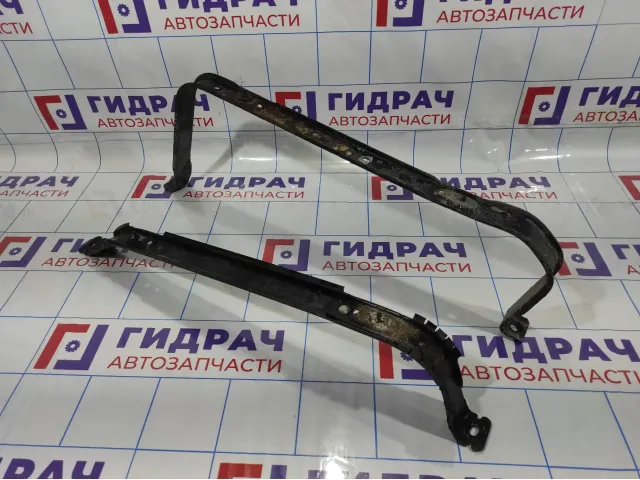 Лента крепления бензобака Ford Kuga (CBS) . Комплект.