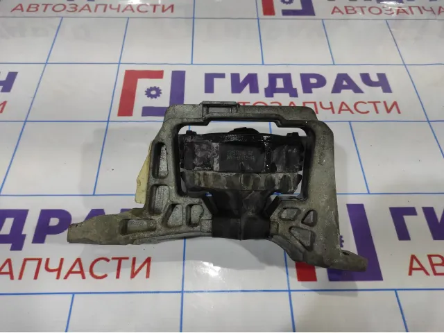 Опора двигателя правая Ford Kuga (CBS) 1686911.