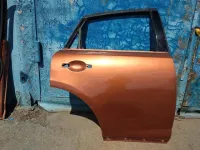 Дверь задняя правая Infiniti FX45 H2100CG0MM. Царапины ЛКП. Красилась.