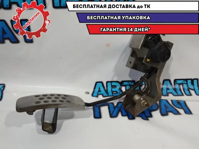 Педаль газа Infiniti FX45 18002AM818 .