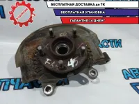Кулак поворотный передний правый Infiniti FX45 40014CG000 . Подшипник под замену.
