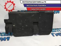 Накладка под торпедо правая Infiniti FX45 68921CG000 .