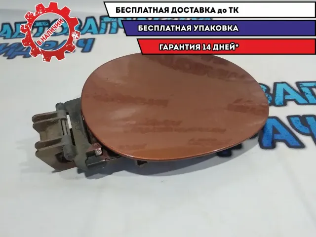 Лючок бензобака Infiniti FX45 788308Y70C .
