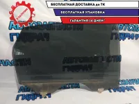 Стекло двери задней правой Infiniti FX45 82300CG000 .