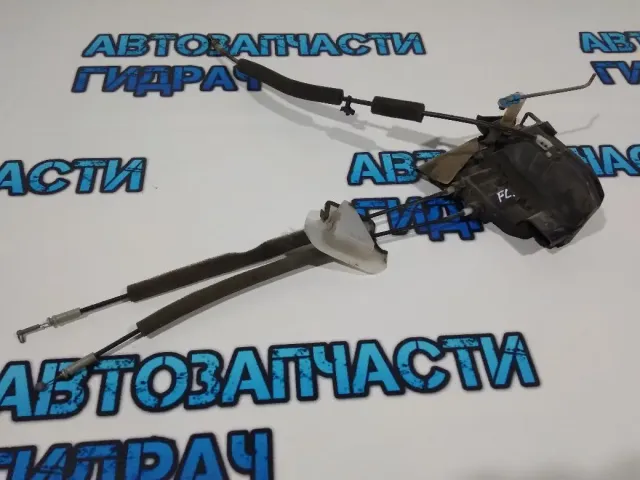 Замок двери передней левой Infiniti FX45 80501CG005.