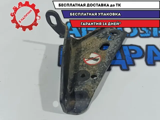 Кронштейн крепления двери левой Fiat Doblo 51794520.