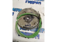 Щит опорный задний левый Fiat Albea 2011 735351501 Отличное состояние.В сборе с колодками и тросом.