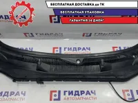 Решетка стеклоочистителя под лобовое стекло Fiat Albea 468470740. Дефект.