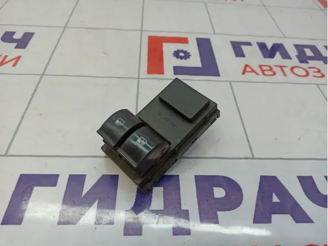 Блок управления стеклоподъемниками Fiat Grande Punto (199) 735428719