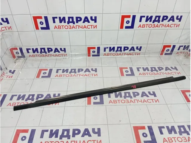 Накладка стекла заднего левого Fiat Grande Punto (199)