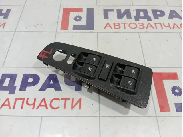 Блок управления стеклоподъемниками Fiat Grande Punto (199) 735411028