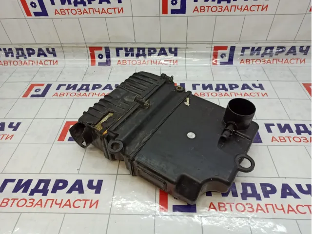 Корпус воздушного фильтра Fiat Grande Punto (199) 51775326