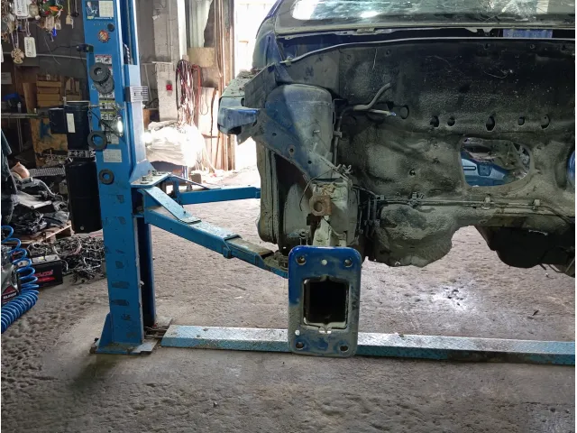 Лонжерон передний правый Fiat Punto