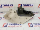 Кронштейн полки багажника правый Fiat Punto
