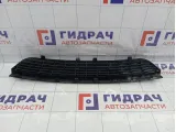 Решетка в бампер центральная Fiat Punto 735481336