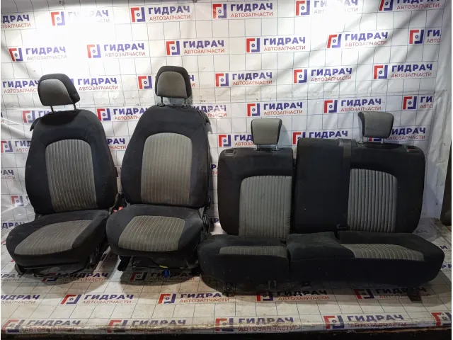 Сиденье комплект Fiat Punto