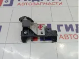 Кронштейн замка двери заднего левого Fiat Punto (199) 51728331
