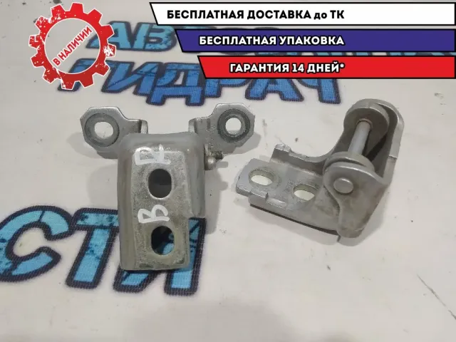 Петли двери задней правой Renault Fluence 804000017R Отличное состояние