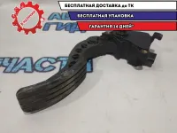Педаль газа Renault Fluence 180100020R Отличное состояние