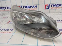 Фара правая Ford Focus 3 1873933.