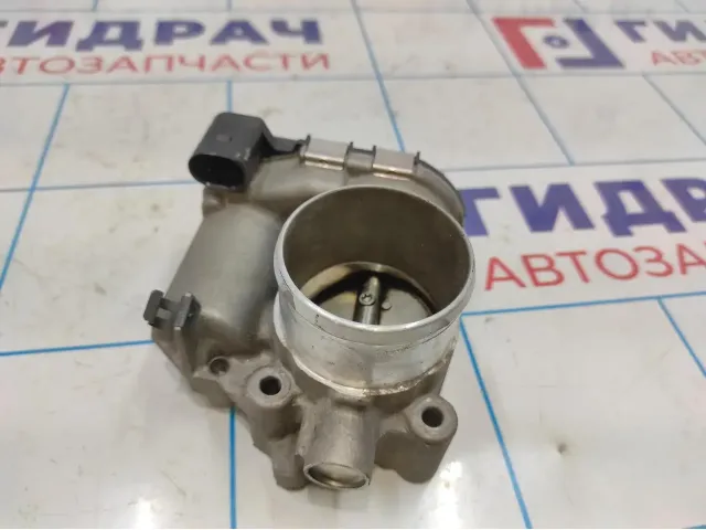 Заслонка дроссельная электрическая Ford Focus 3 1751015.