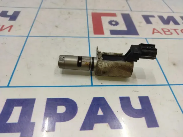 Клапан электромагн. изменения фаз ГРМ Ford Focus 3 1871406. Выпуск.