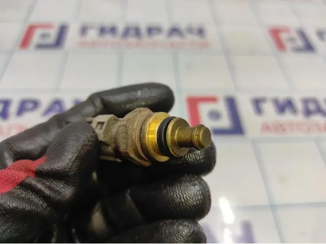 Датчик температуры Ford Focus 3 1484876.