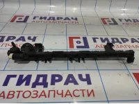 Рейка топливная (рампа) Ford Focus 3 1804263.