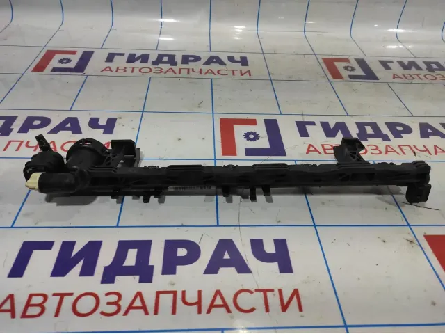 Рейка топливная (рампа) Ford Focus 3 1804263.