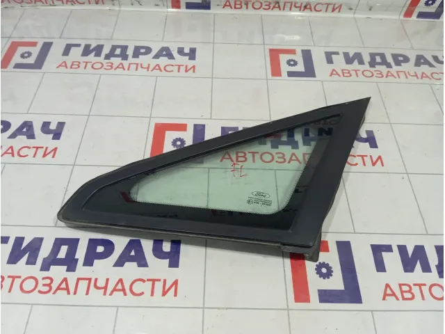 Стекло кузовное глухое (форточка) переднее левое Ford C-MAX 1302111