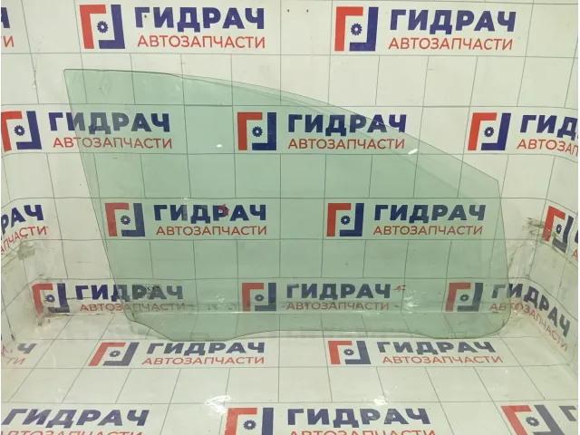 Стекло двери передней правой Ford C-MAX 1363836