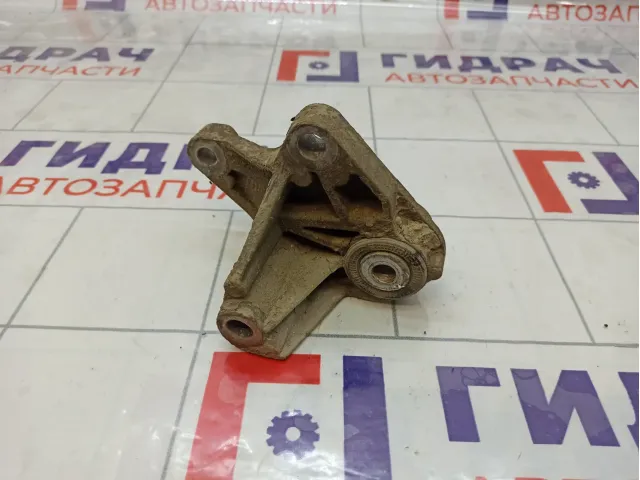 Кронштейн КПП (АКПП, МКПП) Ford C-MAX 1306901