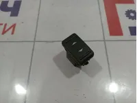 Кнопка стеклоподъемника Ford C-MAX 1471913