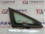 Стекло кузовное глухое правое Ford C-MAX 1302110