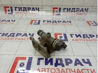 Фланец двигателя системы охлаждения Ford C-MAX 1360282