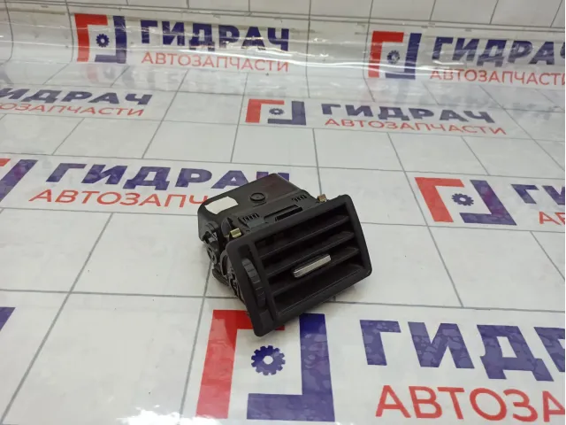 Дефлектор воздушный левый Ford C-MAX 1751125