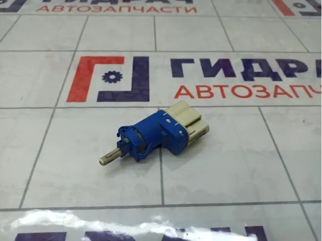 Датчик включения стопсигнала Ford C-MAX 4832219