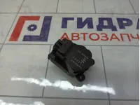 Моторчик заслонки отопителя Ford C-MAX 1786200