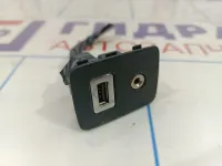 Разъем AUX / USB Ford EcoSport 1821355