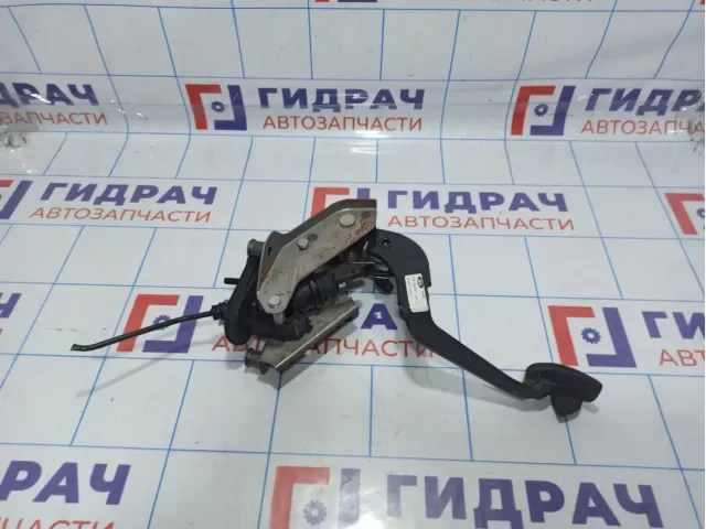 Педаль сцепления Ford EcoSport 2211869