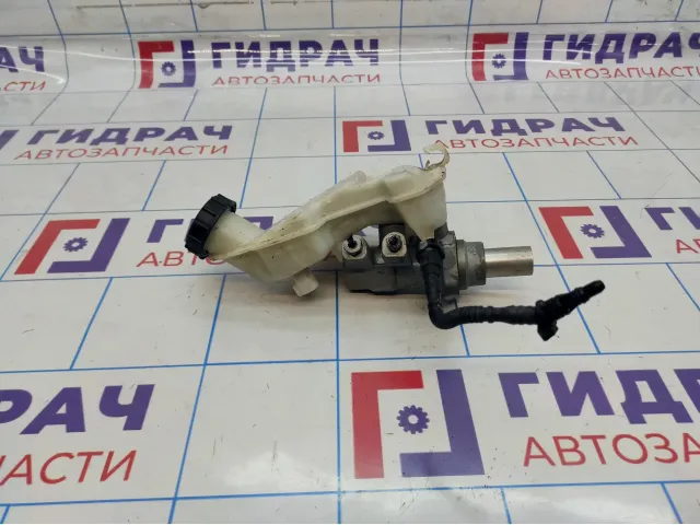 Цилиндр тормозной главный Ford Fiesta (Mk VI) 1743440