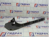 Накладка порога внутренняя левая Ford Fiesta (Mk VI) 1537982